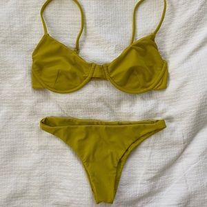 Mikoh S/M Set